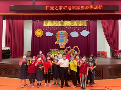 仁家主任吳欽仁表揚防疫有功照服員