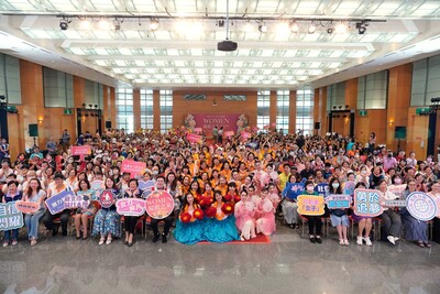 新北市第13屆婦女大學成果展12日在新北市府登場