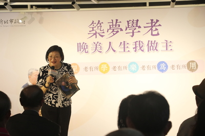  社會局長李美珍表示 新五老運動強調心境的不老 「心那無老，人就不老！」