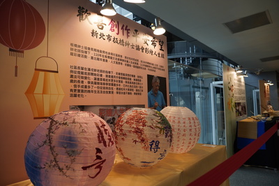 松大成果展 活動現場也有靜態展出學員的作品