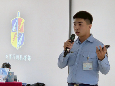 空軍作戰指揮部維運管理隊一兵高慶錂分享 從軍讓他改善家庭生活 也無後顧之憂