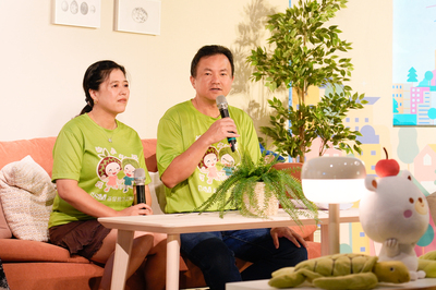 類家庭照顧者夫婦許小姐與高先生感性分享投入照顧安置兒少的初衷與心情
