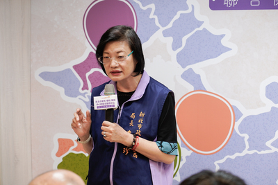 社會局長李美珍表示，新北市身障人口眾多，加上幅員遼闊，在侯友宜市長的指示下，努力佈建服務據點。