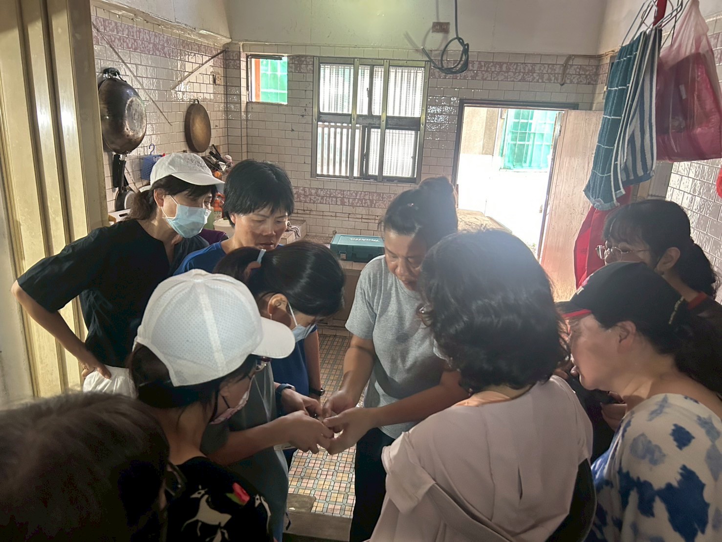 從針線到電線 婦女學習水電修繕技能
翻轉性別刻板印象 點亮弱勢家庭生活