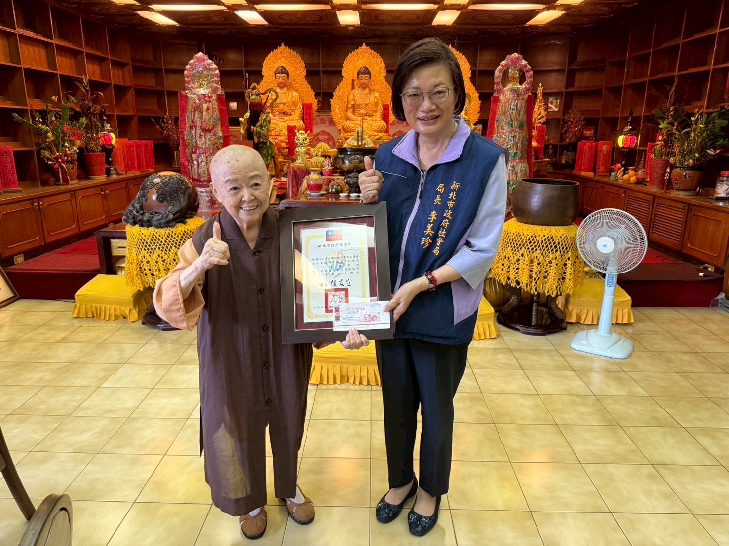 佛國悟宗淨土彌陀禪寺捐急難救助金
釋自弘師父幼時貧困立志 行善不只一端