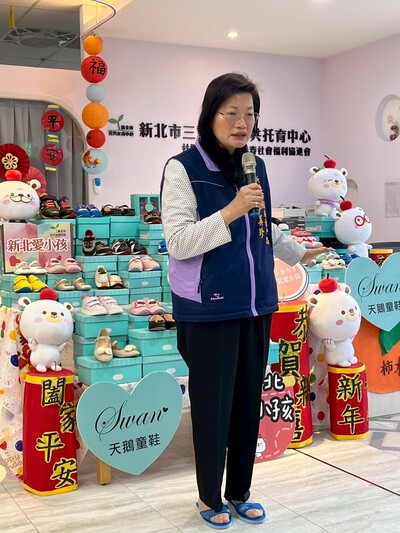 社會局長李美珍表示,新北家外托育率為45%,大大紓解家長育兒壓力。