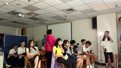 蘆少舉辦「花東大種走」結業式,少年看到沿途的花絮,忍不住落下淚來。