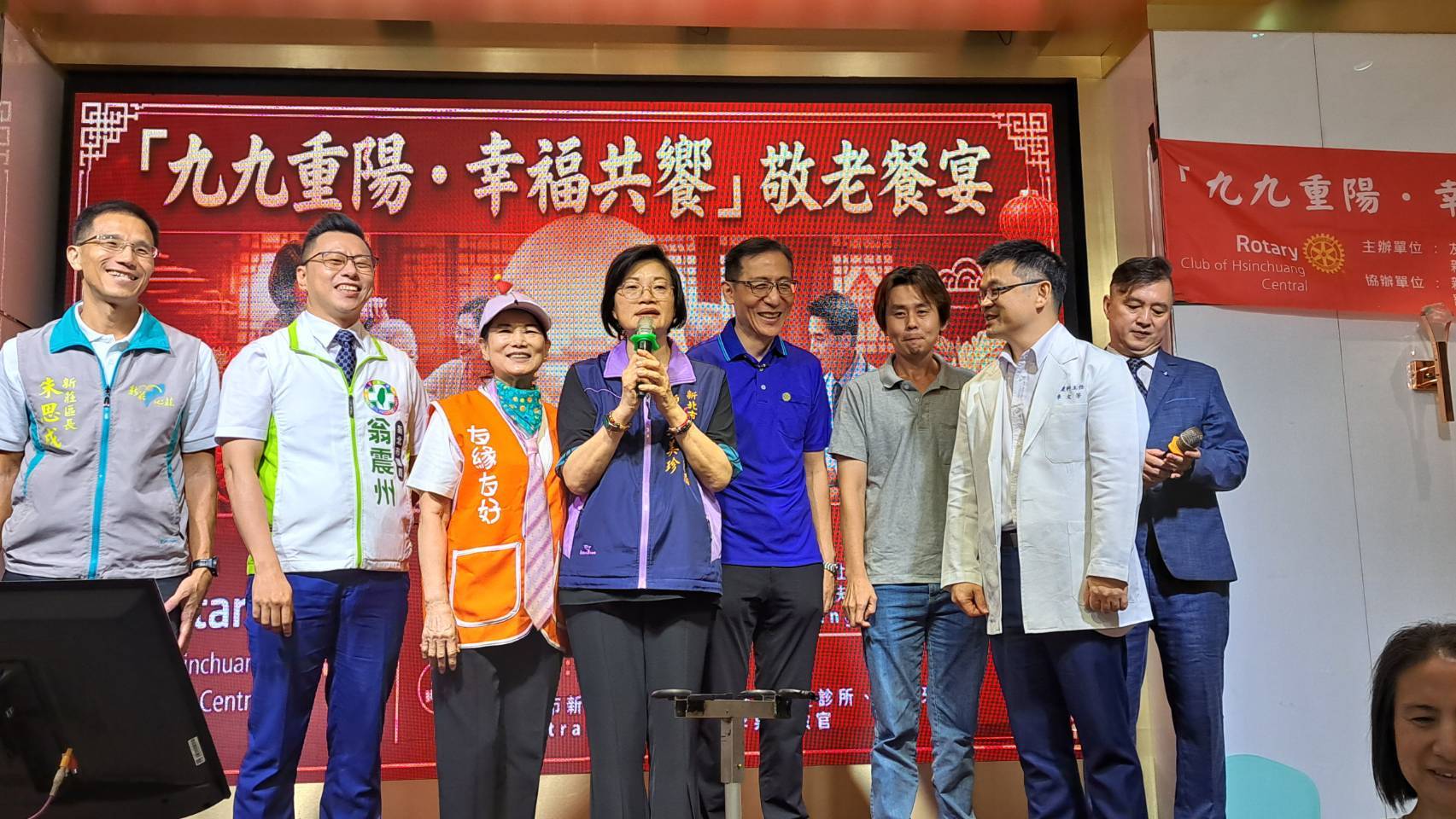 黃寶鳳串聯各界愛心舉辦重陽敬老餐會
從佈老到弘道陪伴獨居長輩數十年不間斷
