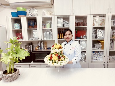 卞柔勻帶領學員榮獲 2021比利時觀光美食節國際大賽線上比賽18面金牌  她自己也以韓式擠花蛋糕奪得金牌