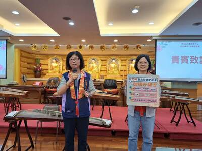 社會局副局長許秀能表示,侯友宜市長為體恤長輩 明年起敬老愛心卡擴大使用範圍及增加點數至600點