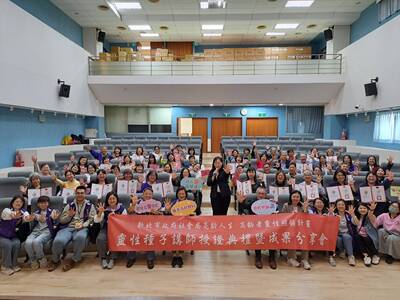 新北推動晚美人生靈性照顧課程 完成兩階段的種子老師舉行結業式