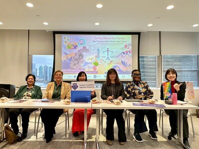 參與論壇者右起為台中社會局副局長林資芮、英國女性恩典基金會執行長Valerie、錢淑真督導、台灣防暴聯盟秘書長廖書雯、國際蘭馨交流協會全球倡議總監Berthe、印度馬哈特瑪教育協會主席Daphne Pillai。.jpg